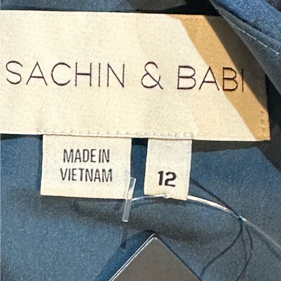 Sachin & Babi
Women's Blue Kayla Gown - Picture 10 of 12